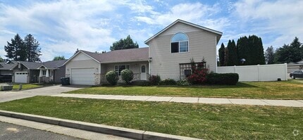 Building Photo - 3527 N 7th St