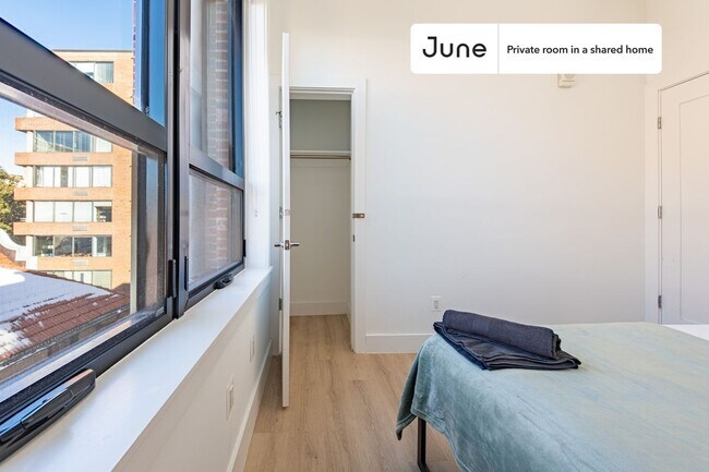 Foto del edificio - Room in Shared 4 bed/2 bath home