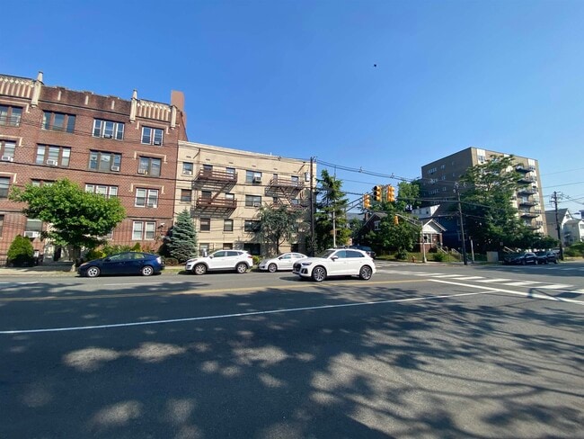 Building Photo - 1080 John F. Kennedy Blvd