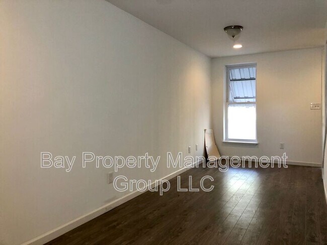 Building Photo - 606 Wyeth St