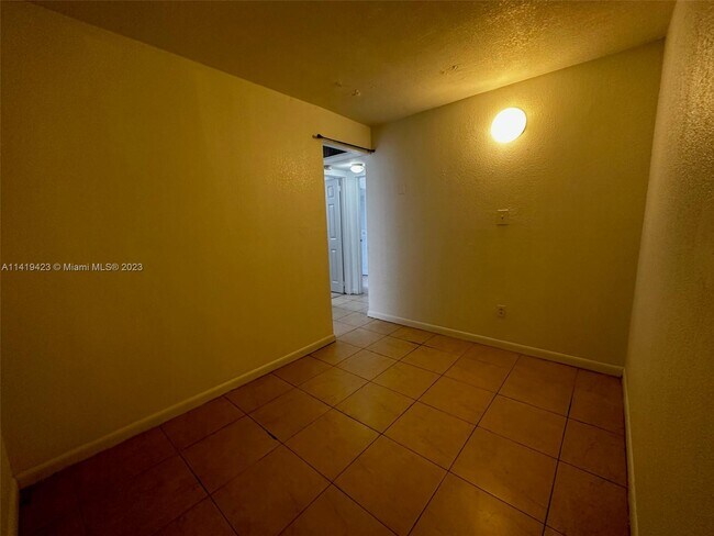 Foto del edificio - 4550 NW 79th Ave