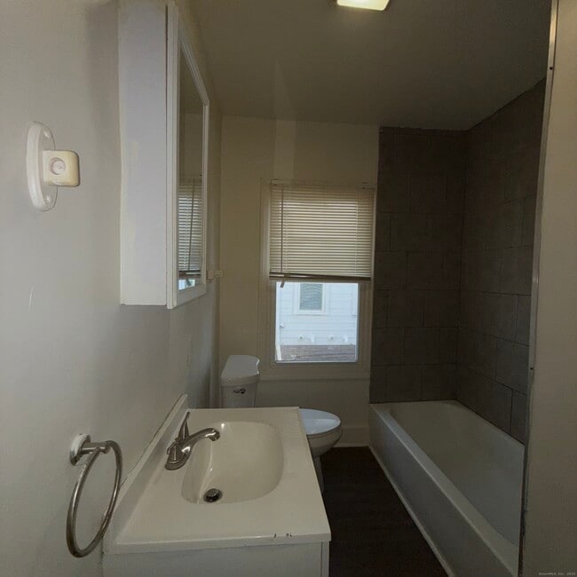 Building Photo - 153 Liberty St