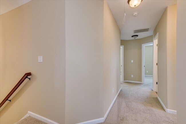 Foto del edificio - 4 Bedroom 2.5 Bath in Crawford Creek