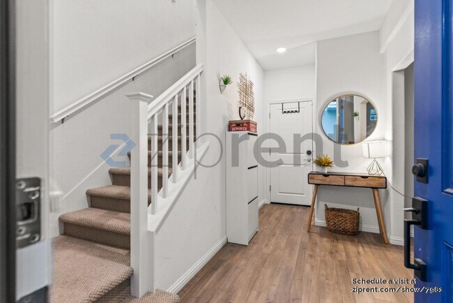 Foto del edificio - 586 Jayne Ct
