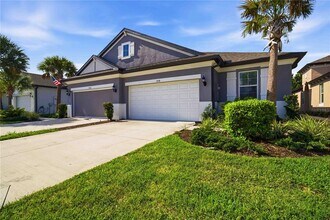 Building Photo - 5918 Fiore Dr