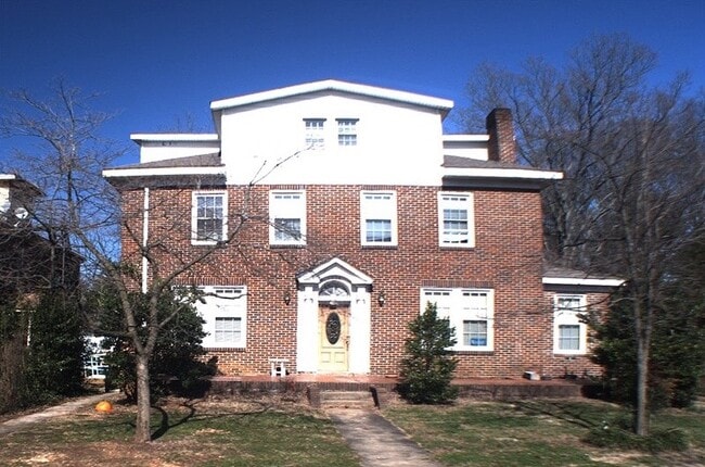 Building Photo - 2512 Clark Avenue