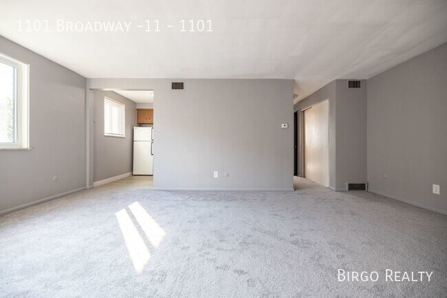 Foto del edificio - A Cozy 1 Bed/1 Bath APARTMENT in EAST MCKE...