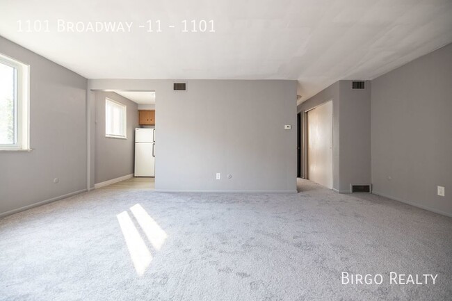 Building Photo - A Cozy 1 Bed/1 Bath APARTMENT in EAST MCKE...