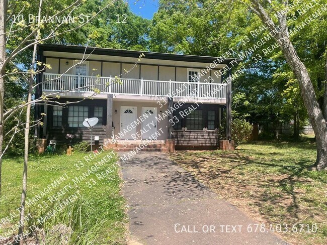Building Photo - Two-Story renovated duplex in the heart of...