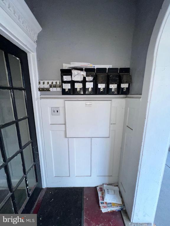 Foto del edificio - 129 W Miner St