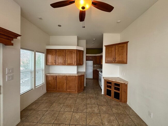 Building Photo - Double lot Park Model with ALL utilities I...