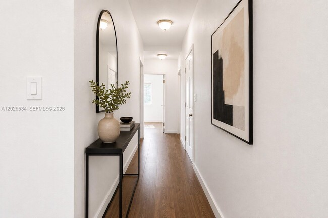 Foto del edificio - 1045 NW 115th St