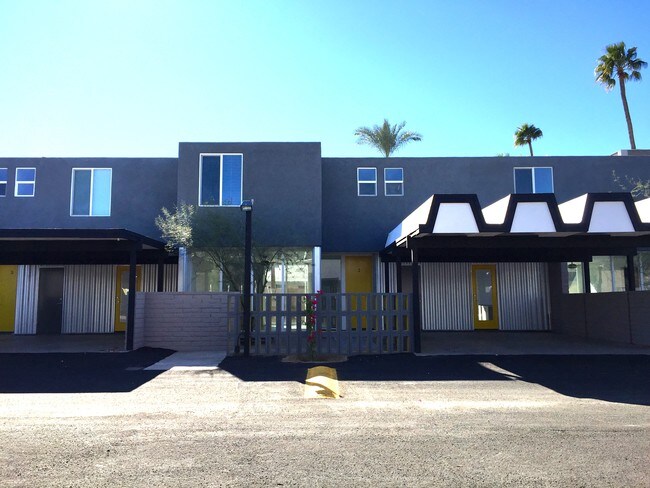 3021 N 39th St, Phoenix, AZ 85018 - 39 Townhomes