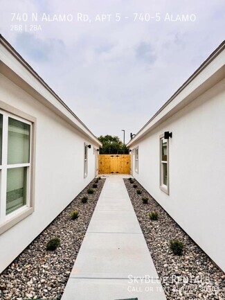 Building Photo - 740 N Alamo Rd