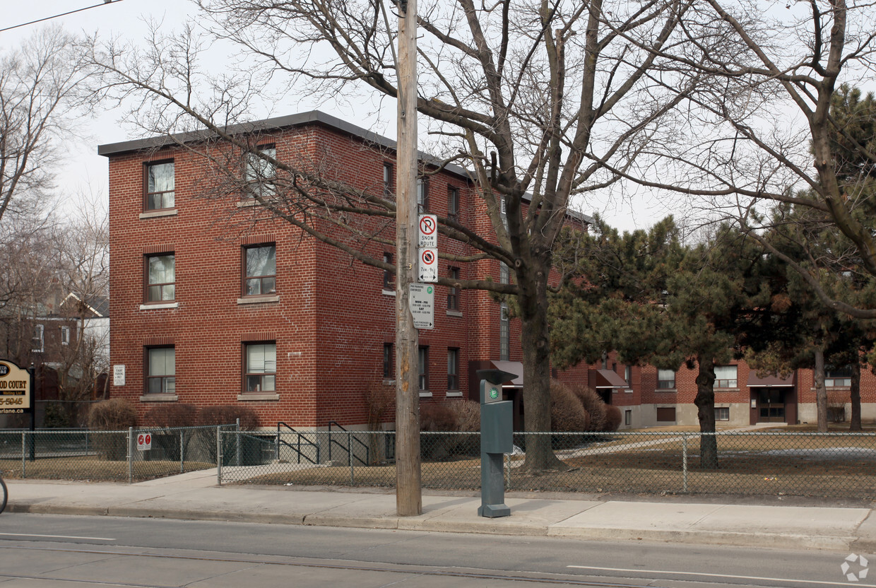 Photo du bâtiment - Greenwood Court