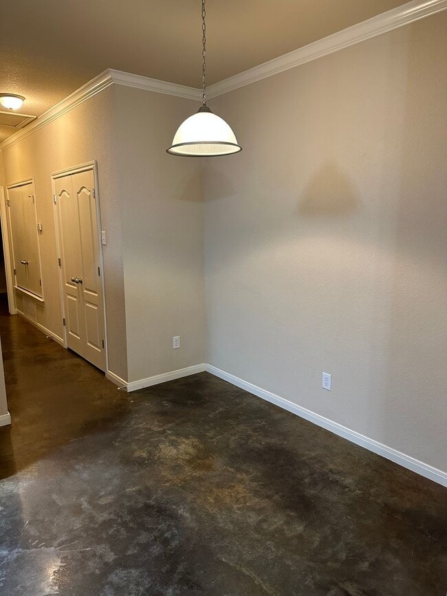 Building Photo - Robinson ISD Townhouse