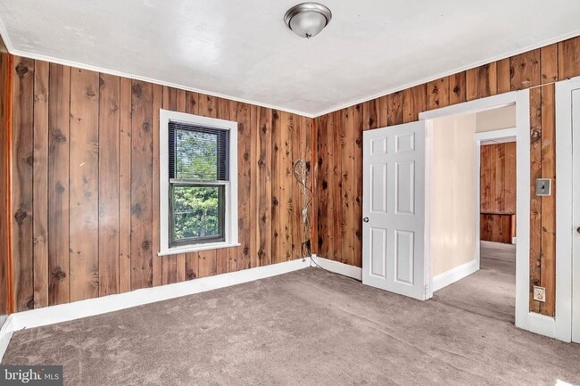 Building Photo - 1778 E State St