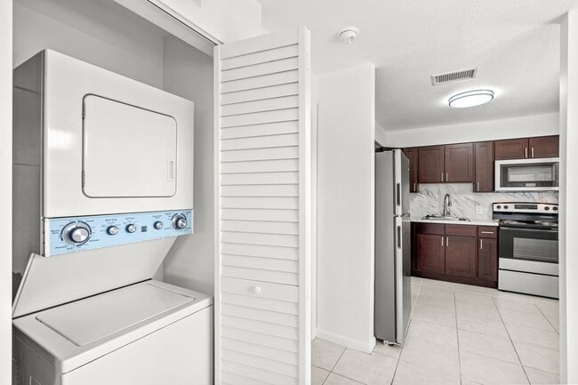 Interior Photo - Bicycle Club Apartments