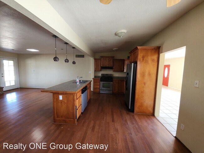 Foto del edificio - 3 br, 2 bath House - 1414 S 11th Ave