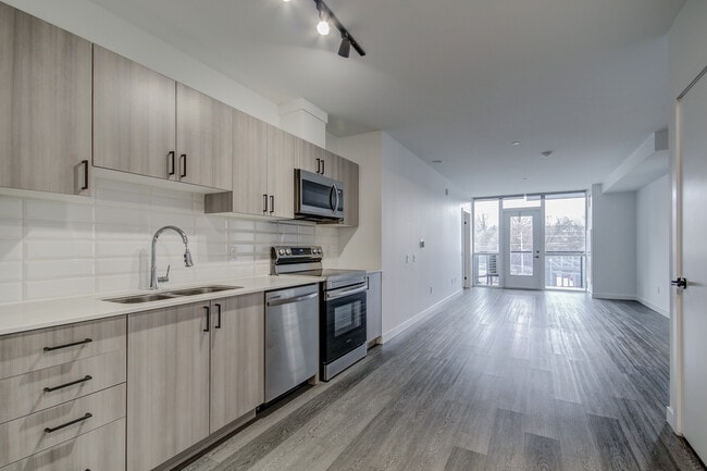 Building Photo - Beautiful 2-Bedroom In Downtown Kitchener