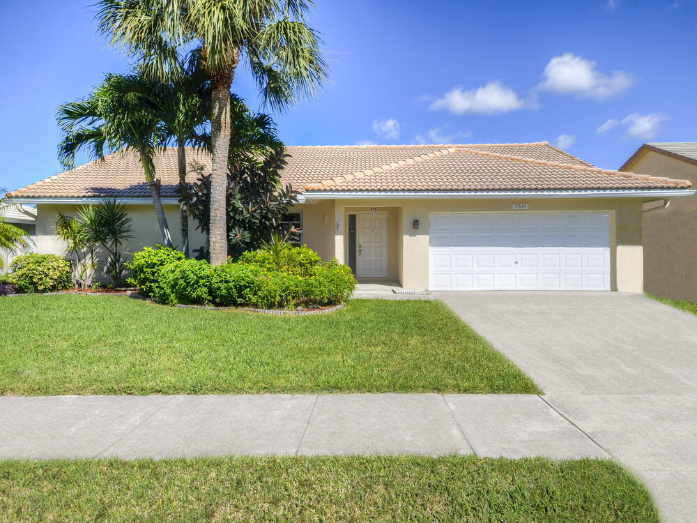 Primary Photo - 7641 NW 23rd St