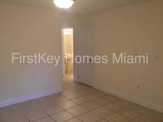 Building Photo - 14054 SW 260th St