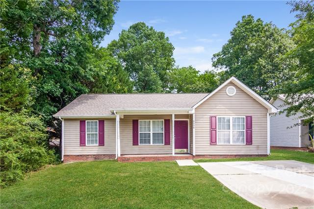 Building Photo - 6504 Lynmont Dr