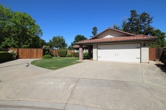 Building Photo - 1836 E Solar Ave