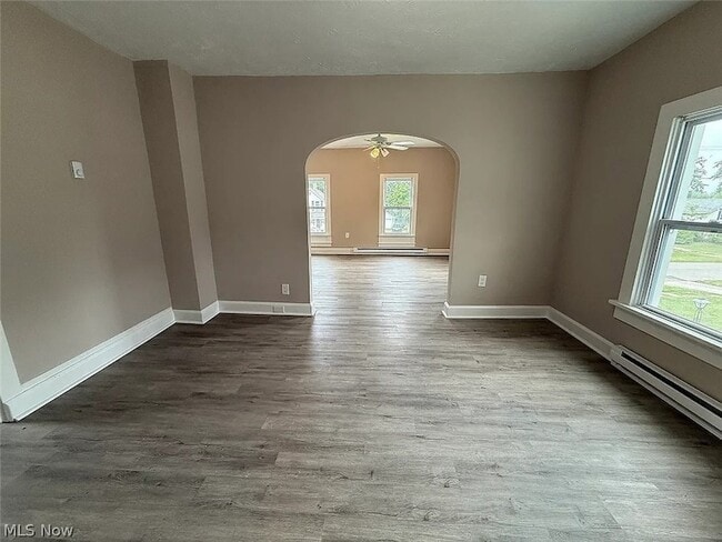 Building Photo - 323 Columbus St