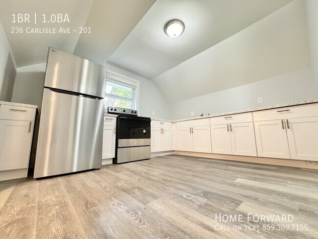 Foto del edificio - 236 Carlisle Ave
