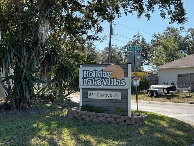 Foto del edificio - 3813 Staysail Ln