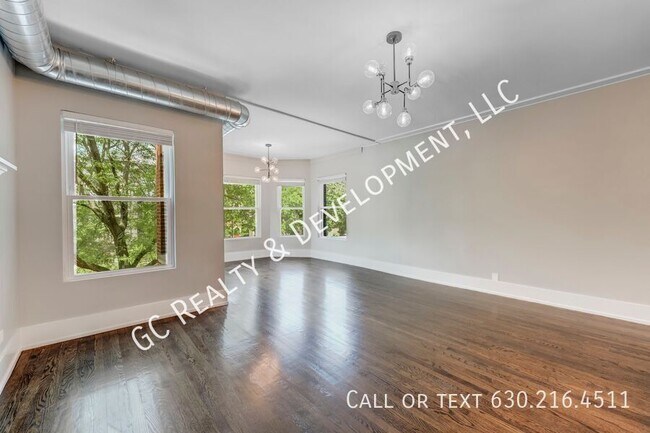 Foto del edificio - 4329 N Ashland Ave