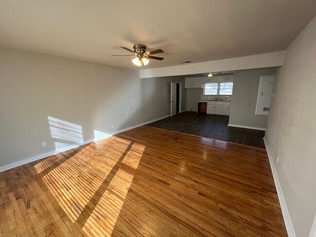 Building Photo - 3708 25th St