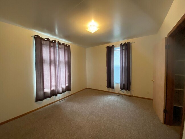 Building Photo - 231 North 12th Street