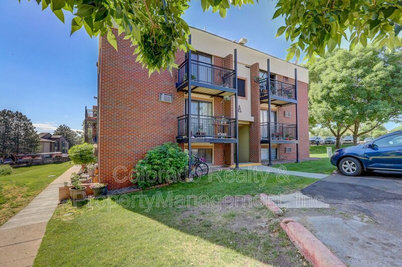 Primary Photo - 5995 W Hampden Ave