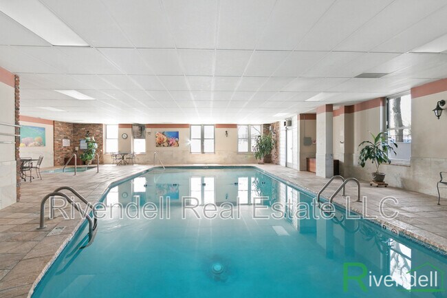 Foto del edificio - 130 N Pearl St