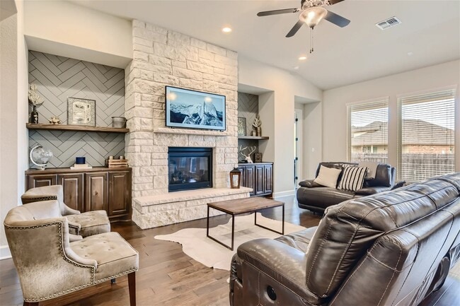 Building Photo - 269 Pink Granite Blvd