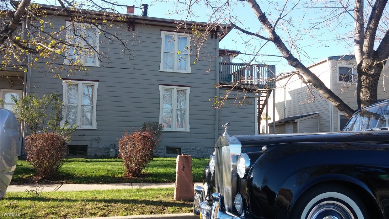 Primary Photo - 2032 Spruce St