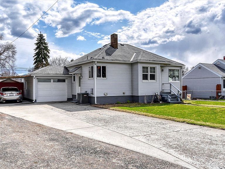 9712 E Sharp Ave, Spokane Valley, WA 99206 House Rental in Spokane