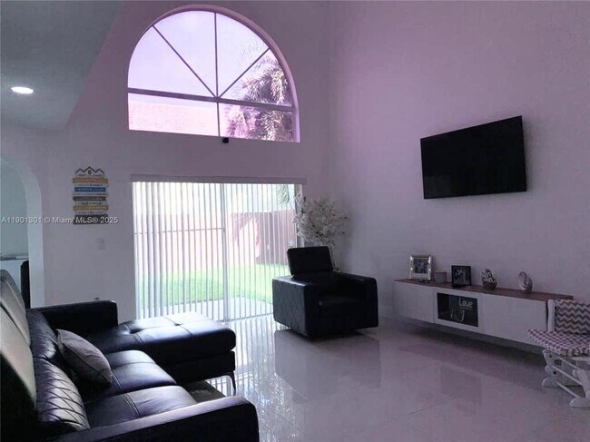 Foto del edificio - 14804 SW 155th Pl