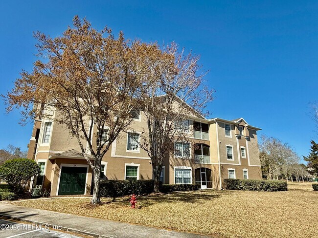 Foto del edificio - 7990 Baymeadows Cir E