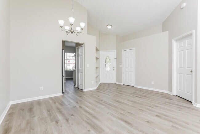 Foto del edificio - 2539 Titus Ct