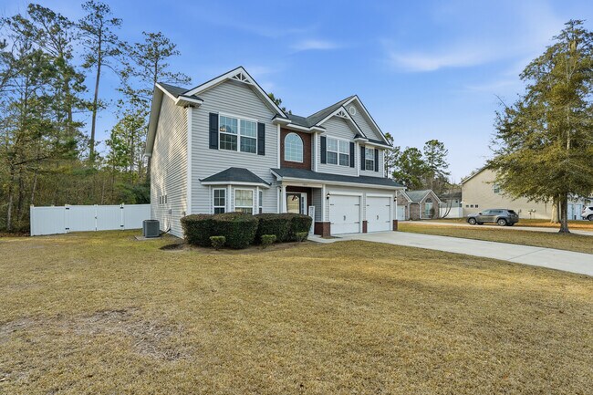 Building Photo - 1311 Hill View Cir