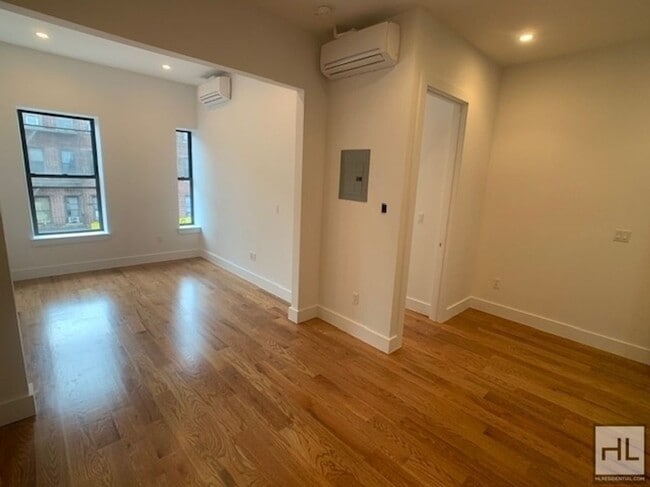 Building Photo - ROGERS AVENUE / 1-Bed 1-Bath