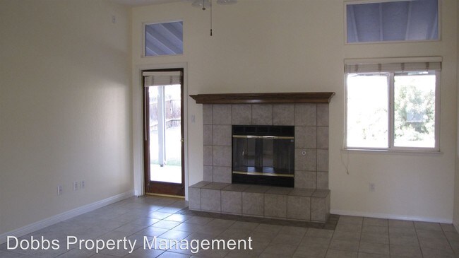 Building Photo - 4 br, 2 bath House - 307 Via Esperanza