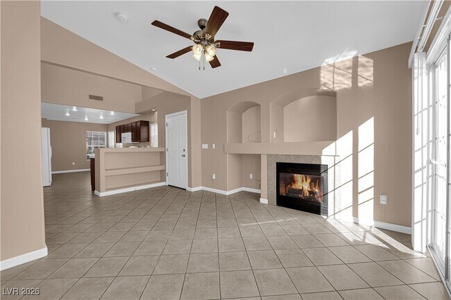 Foto del edificio - 536 Aspen Leaf St