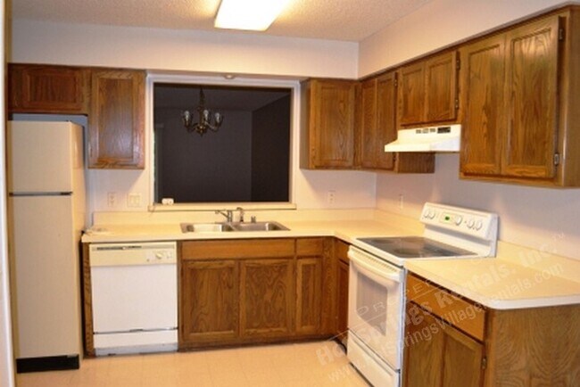 Foto del edificio - Cortez Courts | Townhome| Unfurnished