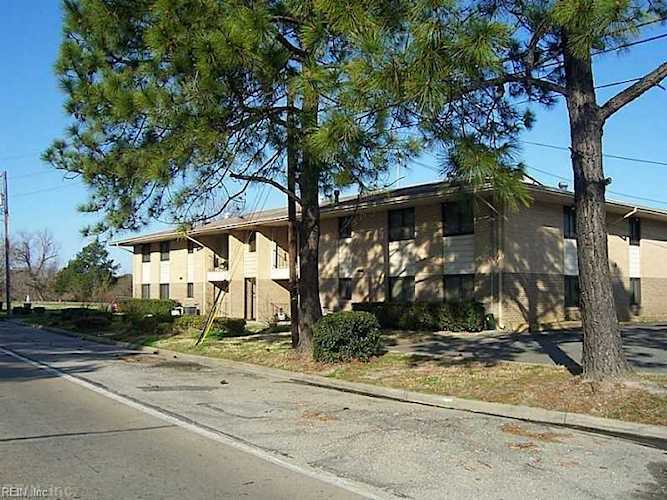 2604 W Pembroke Ave, Hampton, VA 23661 Apartments in Hampton, VA
