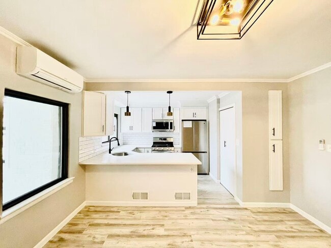 Foto del edificio - 10257 63rd Ave