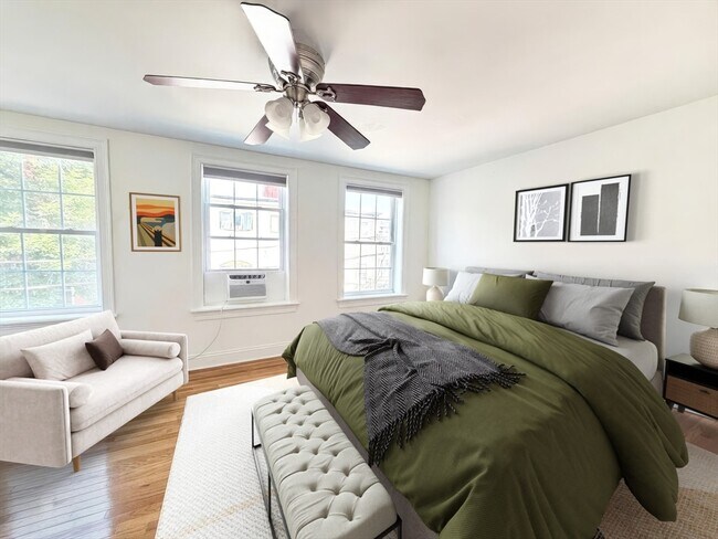 Foto del edificio - 145-147 Everett St